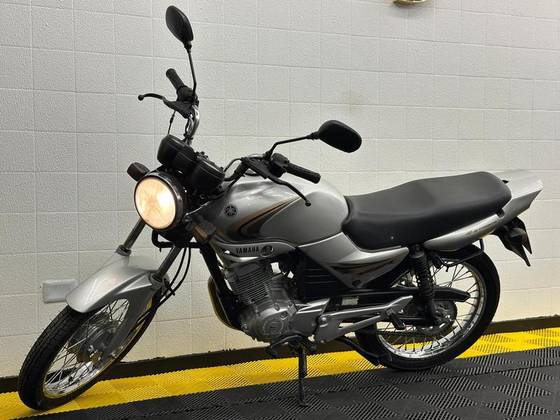 YAMAHA YBR 125 E 